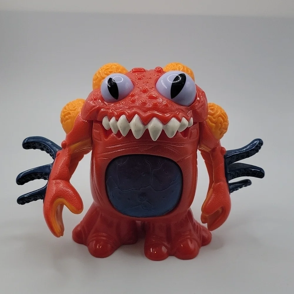 IMAGINEXT 2008 RED SPACE ALIEN EATING MONSTER 5" FIGURE TOY - Picture 1 of 10